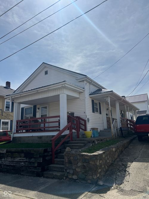 1421 Church St, New Castle, IN, 47362-3350 | Card Image