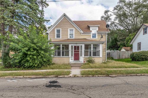 902 18th Street, Rockford, IL, 61104 | Card Image