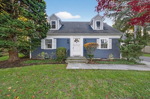 79 Bayberry Ln, Barnstable, MA, 02630-1801 | Card Image