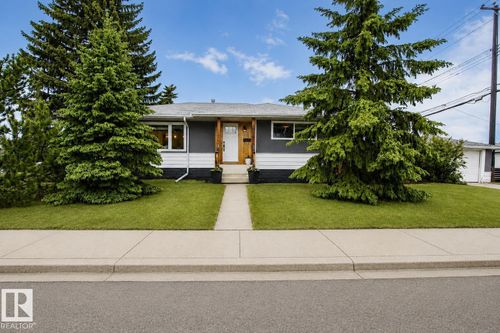 4904 103 Ave Nw, Edmonton, AB, T6A0S9 | Card Image