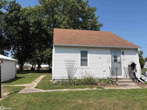 1801 Erie St, Emmetsburg, IA, 50536-2100 | Card Image