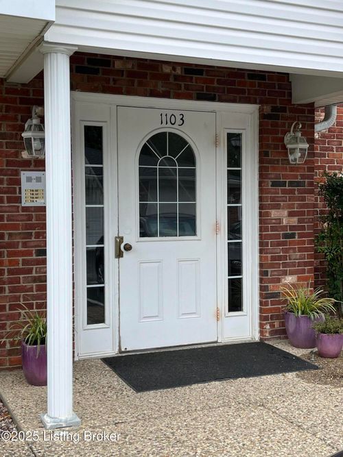 unit-101-1103 Powerhouse Ln, Lyndon, KY, 40242-3713 | Card Image