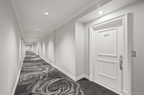 apt-403-111 Willits St, Birmingham, MI, 48009-3331 | Card Image