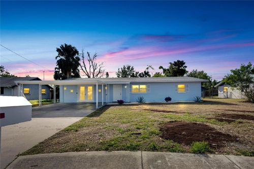 660 Flamingo Dr, APOLLO BEACH, FL, 33572-2411 | Card Image