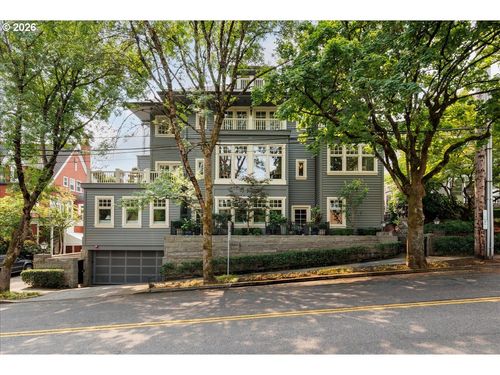 c-2172 Sw Park Pl, Portland, OR, 97205 | Card Image