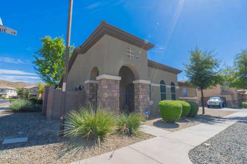 3921 E Sophie Ln, Phoenix, AZ, 85042-9654 | Card Image