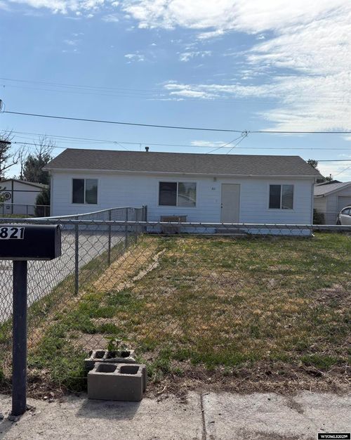 821 N Grant St, Casper, WY, 82601-1408 | Card Image