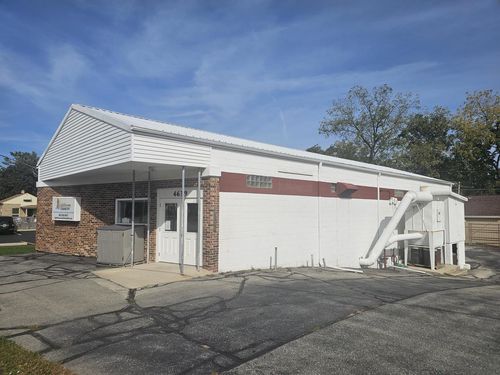 4639 Douglas Avenue, Caledonia, WI, 53402 | Card Image