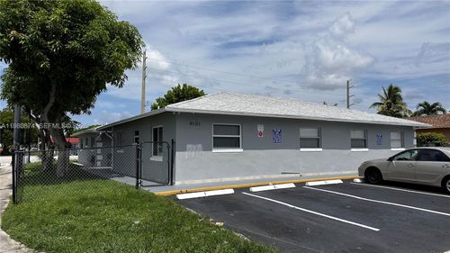 4101 Nw 30th Ter, Lauderdale Lakes, FL, 33309-4339 | Card Image