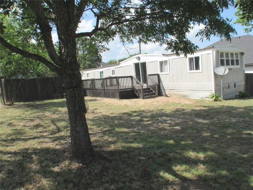 2208 Beverly Dr, Granbury, TX, 76048-6441 | Card Image