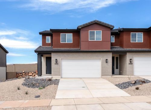 29-3955 E Razor Dr, Washington, UT, 84780-8840 | Card Image