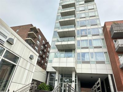 2B - 42-05 Parsons Boulevard, Condo with 2 bedrooms, 2 bathrooms and null parking in Flushing NY | Image 1