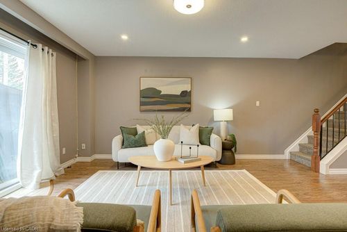 23-50 Westmount Rd W, Kitchener, ON, N2M1R5 | Card Image