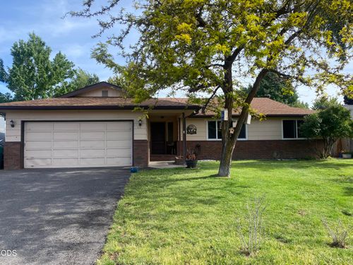 434 Pelican St, Klamath Falls, OR, 97601-1370 | Card Image
