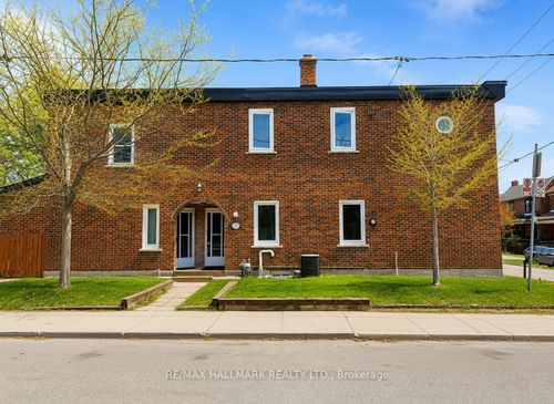 100 Ascot Ave, Toronto, ON, M6E1E9 | Card Image