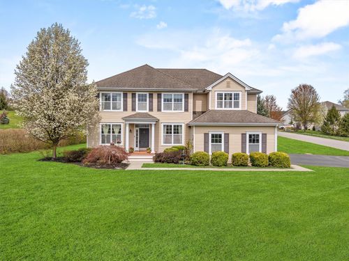 2 Quince St, Hopewell Junction, NY, 12533-4306 | Card Image