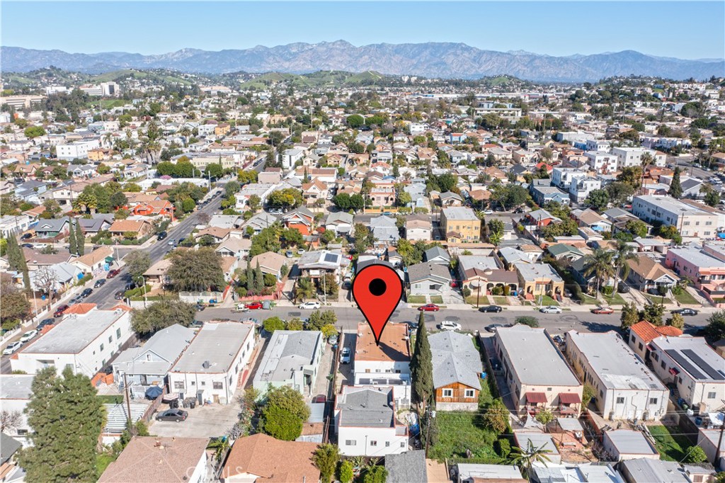 Residential Income in Los Angeles 4