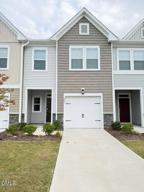 282 Paramount Dr, Smithfield, NC, 27577-3555 | Card Image