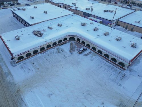 {{alt}} | Card Image