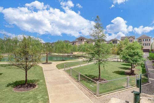 6134 Cottage Grove Lake Dr, Houston, TX, 77007-2971 | Card Image