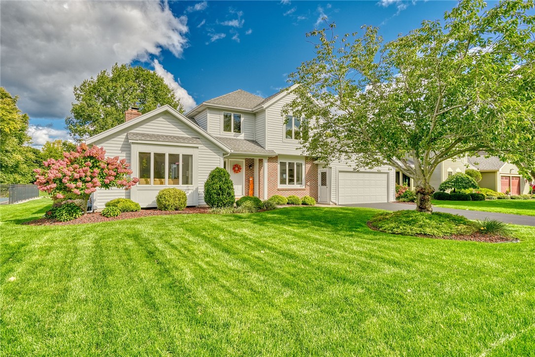 Lucinda Ln, Rochester, NY 14626