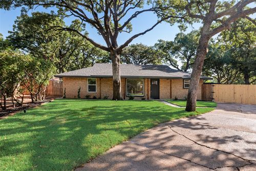 3500 Raynorwood Court, Arlington, TX, 76015 | Card Image