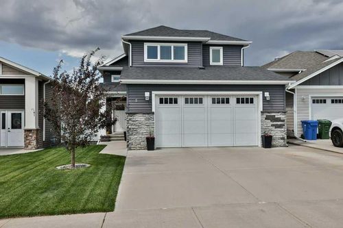 5 Westview Place, Taber, AB, T1G0C8 | Card Image