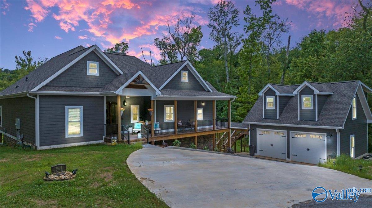 Lookout Mountain Dr, Scottsboro, AL 35769
