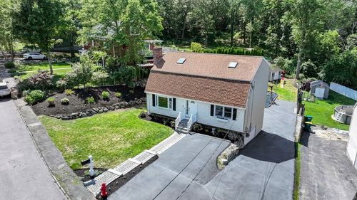 21 Sylvanus Wood Ln, Woburn, MA, 01801-3813 | Card Image