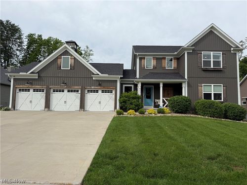 507 Skyview Dr, Uniontown, OH, 44685-9013 | Card Image
