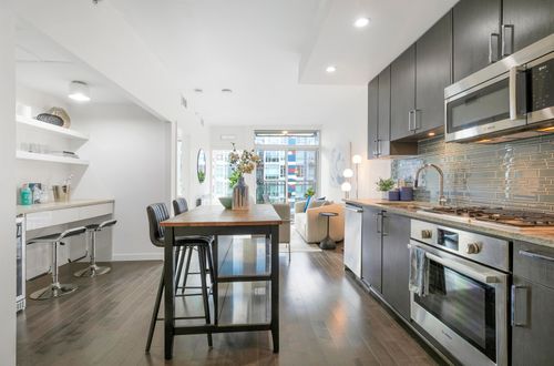 510-38 W 1st Ave, Vancouver, BC, V5Y0K3 | Card Image