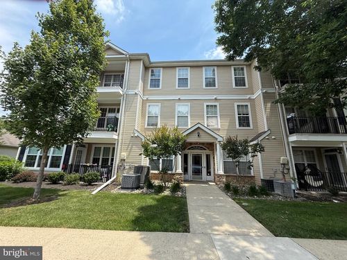 76 Kyle Way, Ewing, NJ, 08628-2521 | Card Image