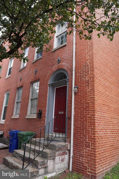 816 W Lombard St, BALTIMORE, MD, 21201-1179 | Card Image