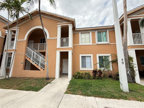 107-10-7070 Nw 177th St, Miami Gardens, FL, 33015-6255 | Card Image