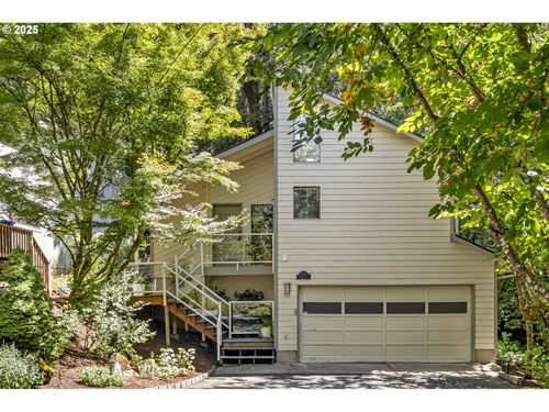 9324 Sw 55th Ave, Portland, OR, 97219-5020 | Card Image