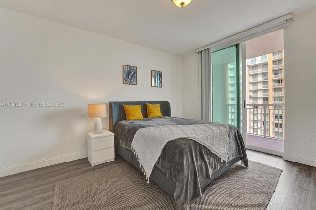 UNIT-2105W - 1745 E Hallandale Beach Blvd, Condo with 2 bedrooms, 2 bathrooms and null parking in Hallandale Beach FL | Image 19
