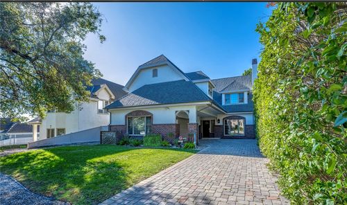 217 N Lima St, Sierra Madre, CA, 91024-1740 | Card Image