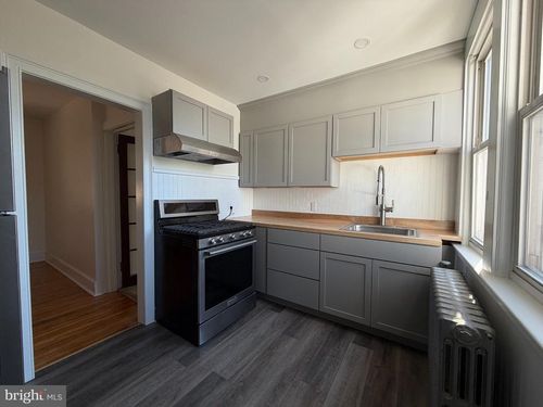 b-522 Main St, RIVERTON, NJ, 08077-2032 | Card Image