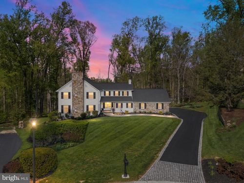 404 Hawthorne Ct E, Hockessin, DE, 19707-1805 | Card Image