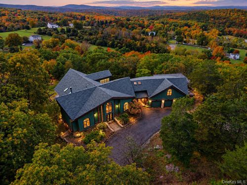 69 Cedar Pond Ln, Chester, NY, 10918-1735 | Card Image