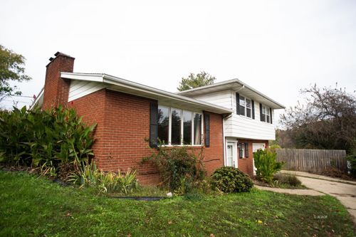 10 Rallen Dr, The Plains, OH, 45780-1136 | Card Image