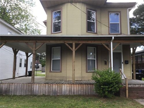 a-607 N High St, Franklin, VA, 23851-1423 | Card Image