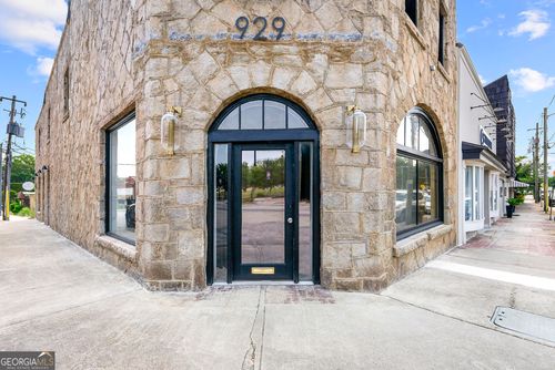 929 Main St, STONE MOUNTAIN, GA, 30083-3009 | Card Image