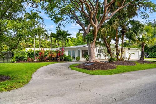 12420 Sw 69th Ave, Pinecrest, FL, 33156-6215 | Card Image