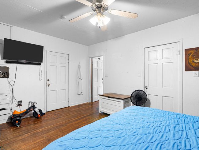207 S Hinckley St, House other with 2 bedrooms, 1 bathrooms and null parking in Blooming Grove TX | Image 12