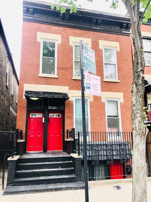 apt-2-1450 W Taylor St, Chicago, IL, 60607-0034 | Card Image