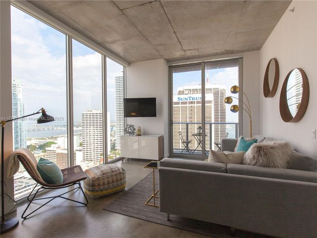 APT-2802 - 151 Se 1 St St, Condo with 1 bedrooms, 1 bathrooms and null parking in Miami FL | Image 5