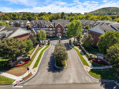 L7 - 3201 Aspen Grove Dr, Condo with 2 bedrooms, 2 bathrooms and null parking in Franklin TN | Image 2