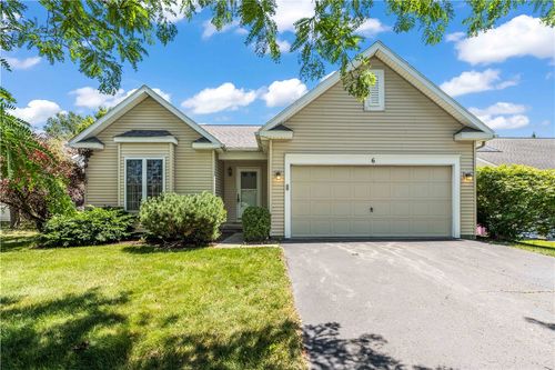 6 Hunt Pt, Rochester, NY, 14624-3704 | Card Image