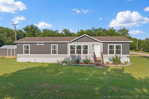 208 E J St, Ringling, OK, 73456-8601 | Card Image